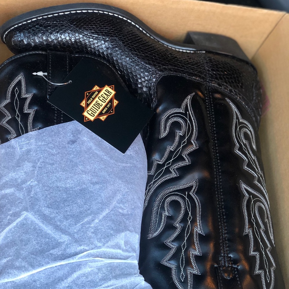 Men’s cowboy boots